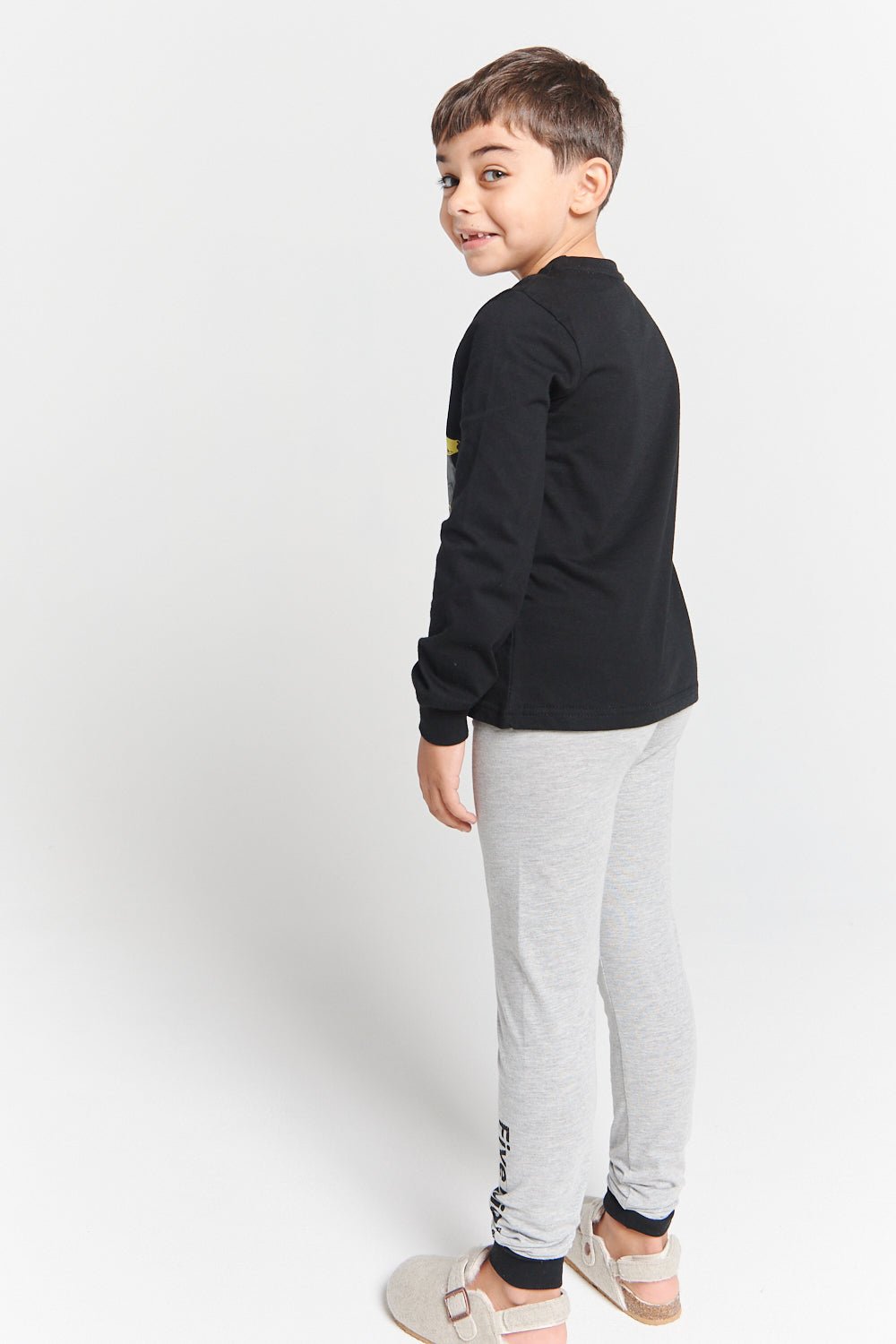 Five Nights at Freddy’s boys pyjamas set - Brand Threads